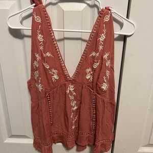 Detailed floral tank top